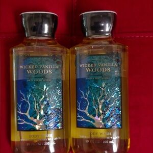BBW 2pc Wicked Vanilla Woods Body Wash